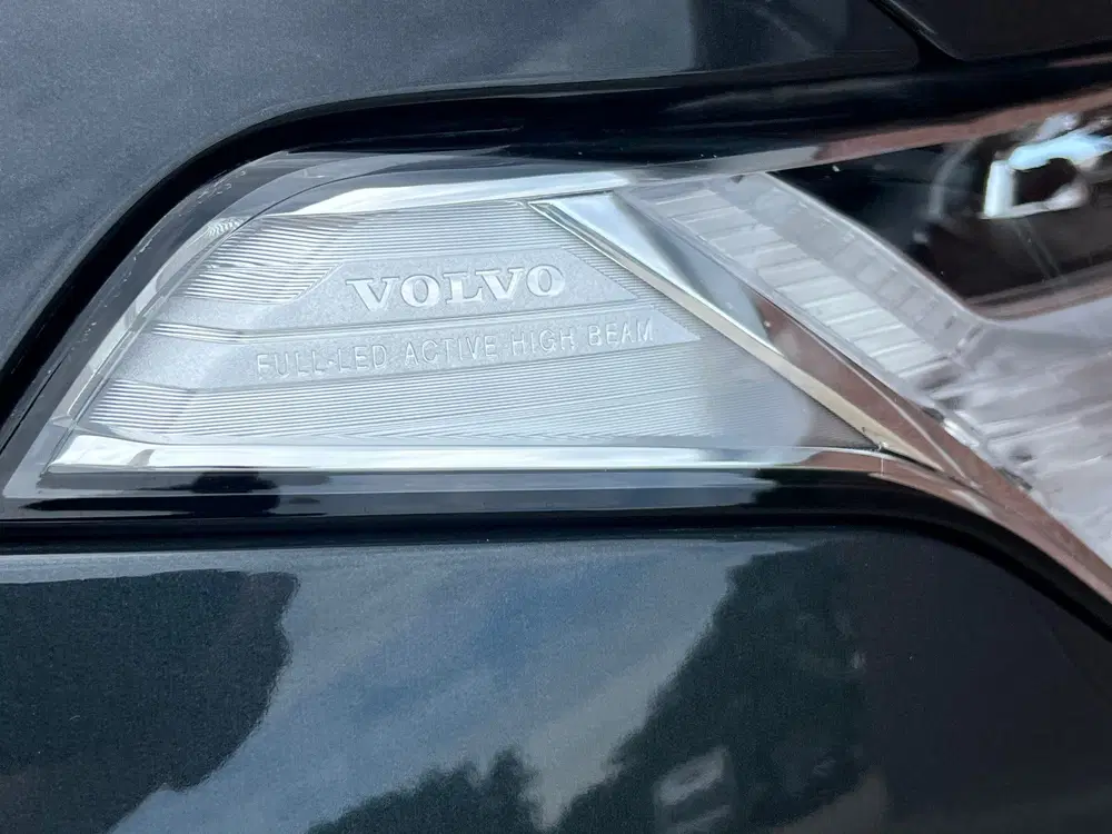 Volvo XC90 2.0 T8 Twin Engine AWD R-Design uit 2020, foto 8