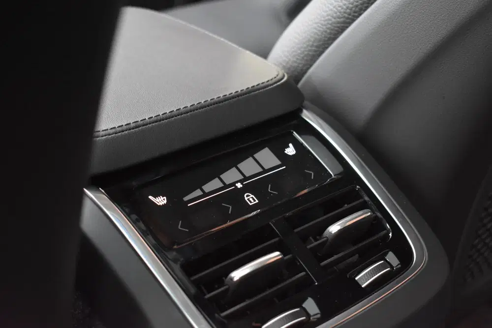 Volvo XC90 T8 455PK Recharge AWD Ultra Bright uit 2024, foto 7