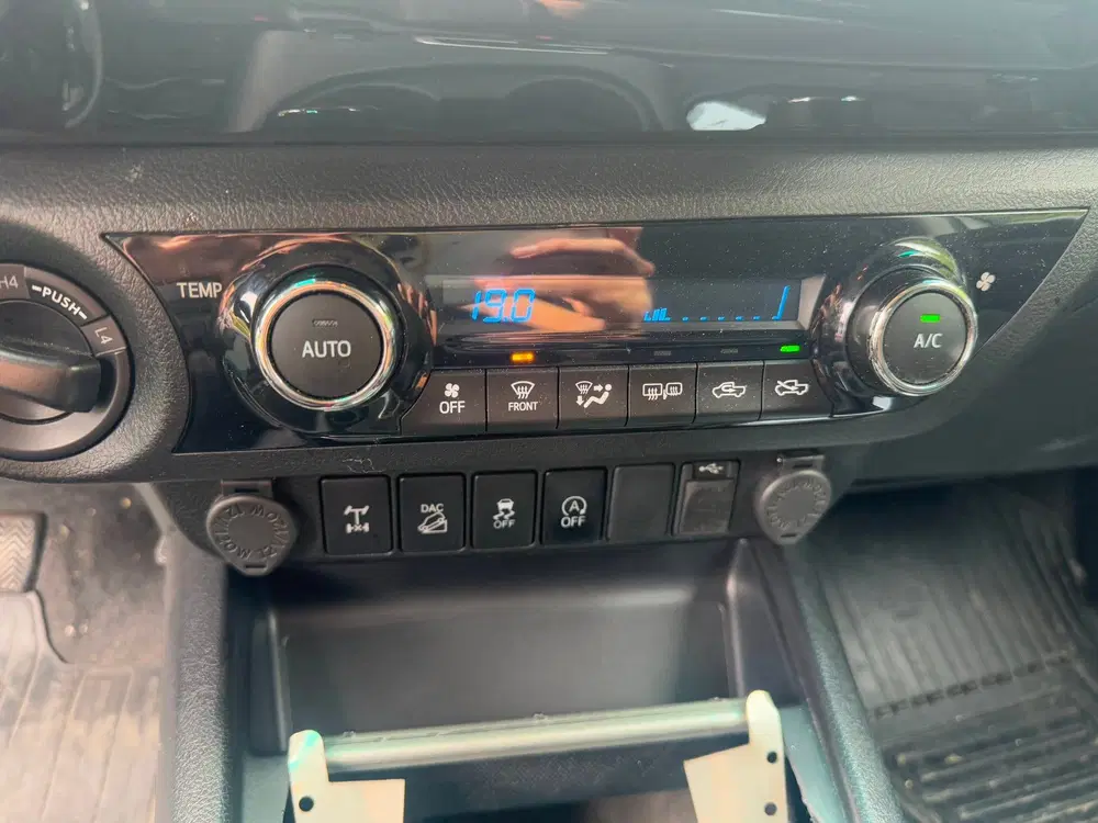 Toyota Hilux Toyota HiLux uit 2021, foto 13