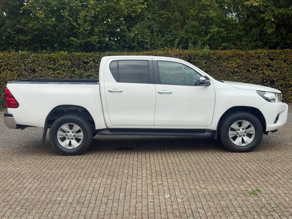 Toyota Hilux Toyota HiLux uit 2021, foto 5
