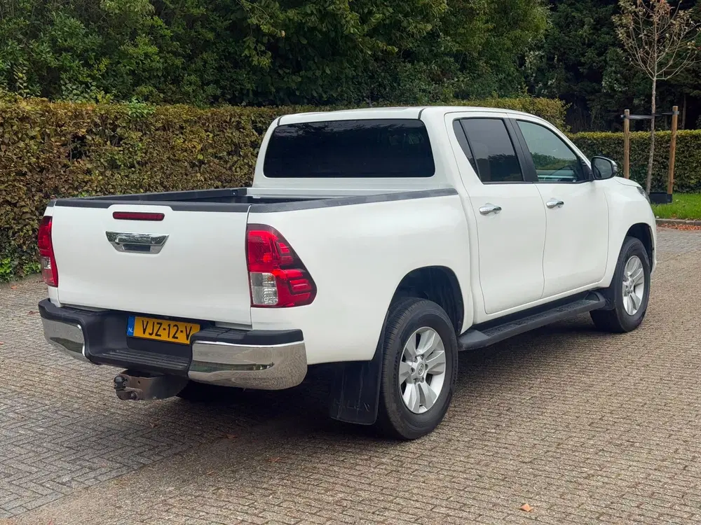 Toyota Hilux Toyota HiLux uit 2021, foto 6