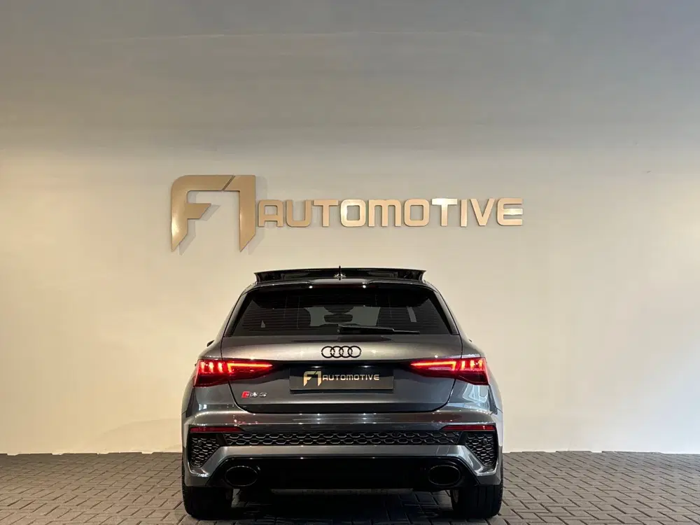 Audi RS3 2.5 TFSI quattro Pano uit 2022, foto 5