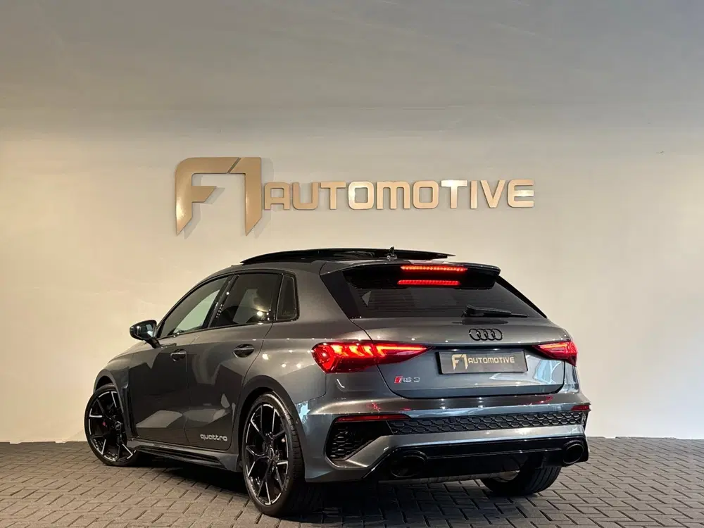 Audi RS3 2.5 TFSI quattro Pano uit 2022, foto 6
