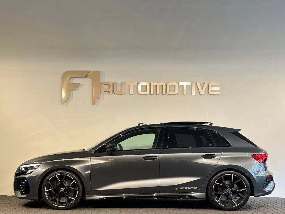 Audi RS3 2.5 TFSI quattro Pano uit 2022, foto 7