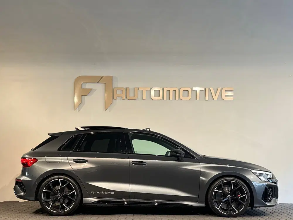 Audi RS3 2.5 TFSI quattro Pano uit 2022, foto 8