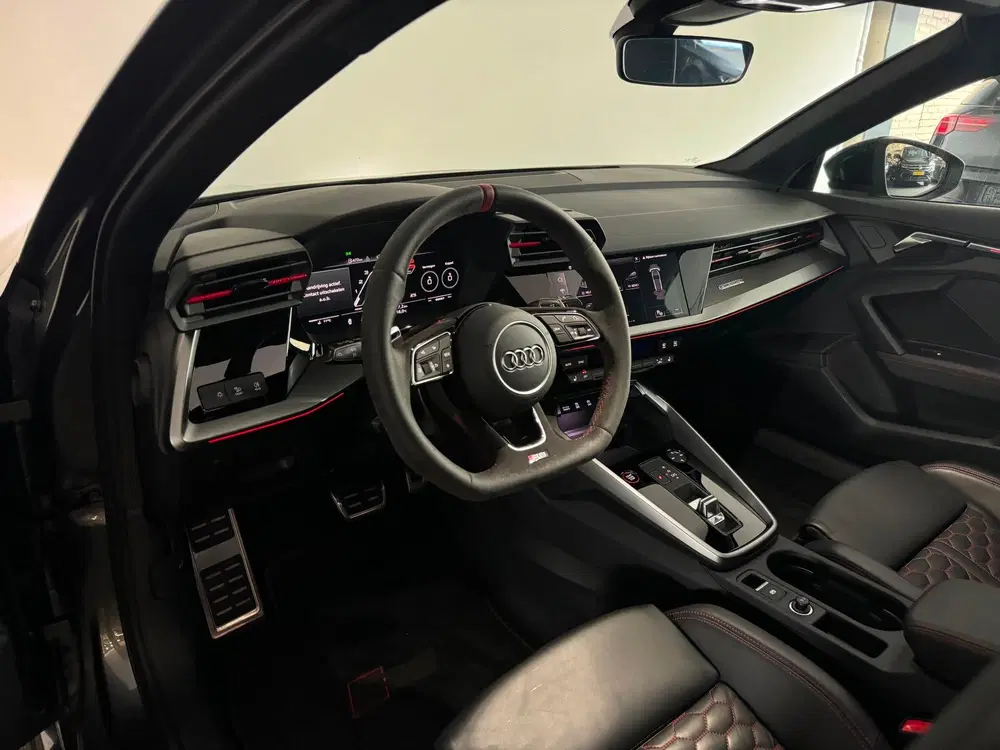 Audi RS3 2.5 TFSI quattro Pano uit 2022, foto 9