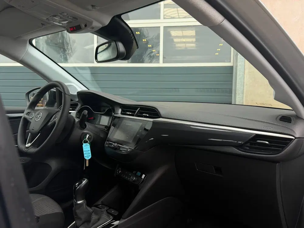 Opel Corsa 1.2 Elegance uit 2023, foto 10