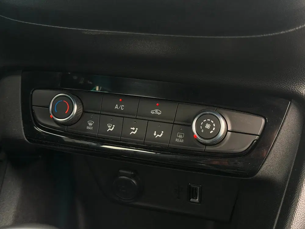 Opel Corsa 1.2 Elegance uit 2023, foto 14