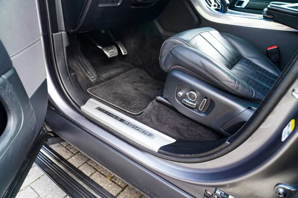 Land Rover Range Rover Sport 2.0 P400e Limited Edition uit 2020, foto 4