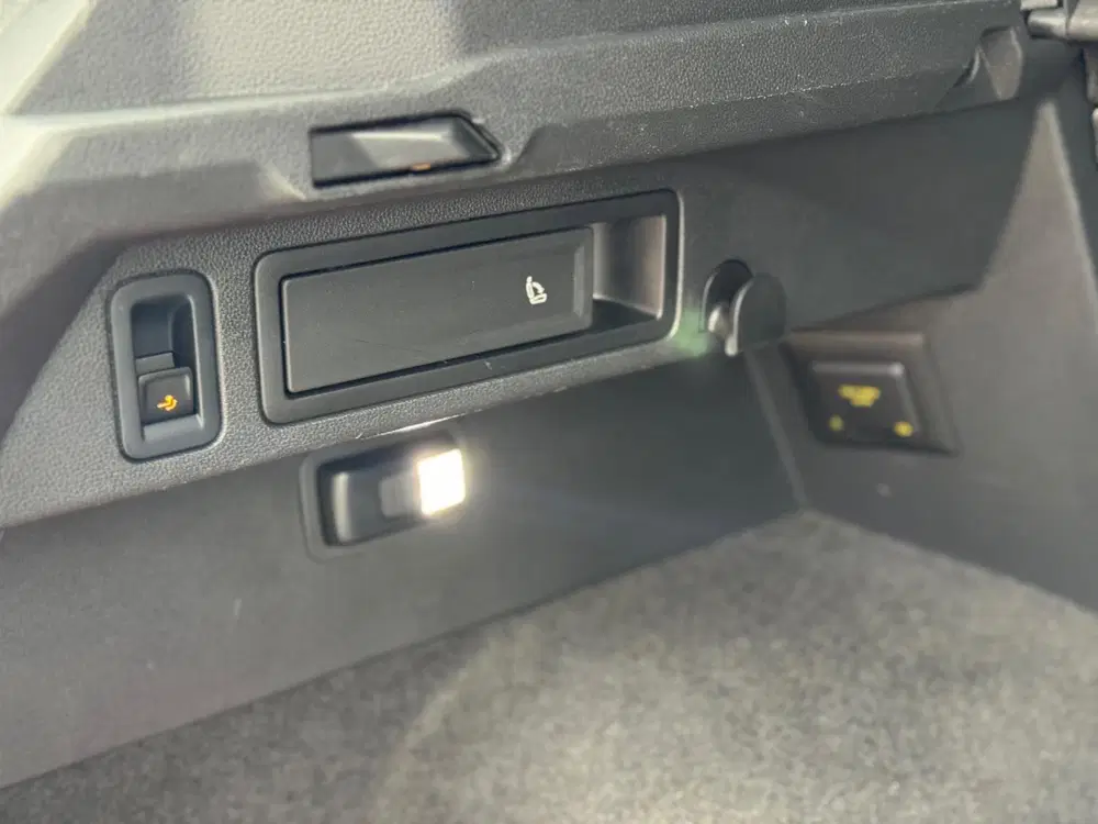 Volkswagen Tiguan 2.0 TSI 4Motion R-LINE 2021 AUT PANO NAP uit 2021, foto 15