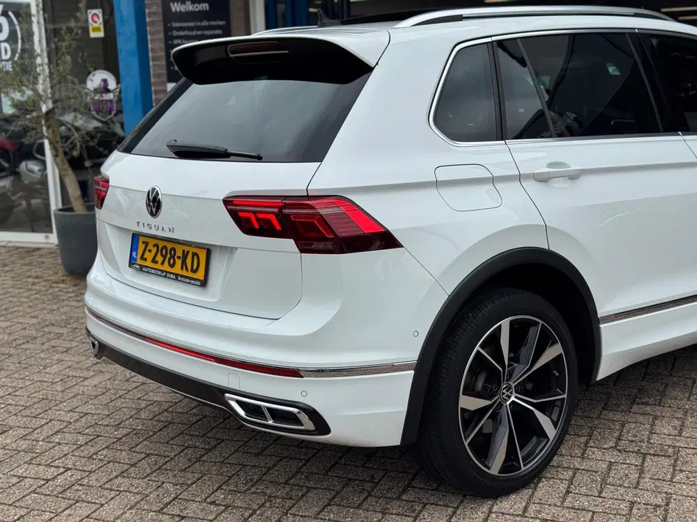 Volkswagen Tiguan 2.0 TSI 4Motion R-LINE 2021 AUT PANO NAP uit 2021, foto 8