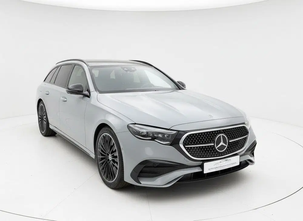 Mercedes-Benz E-Klasse 300 e AMG Line uit 2025, foto 9