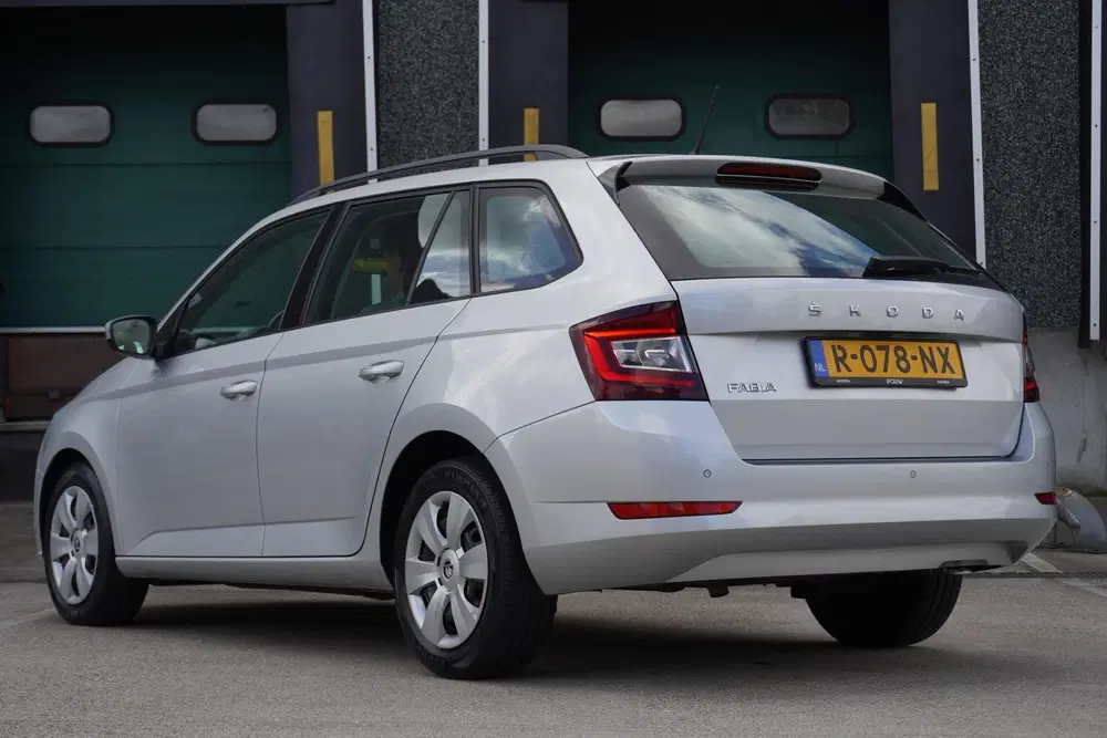 Skoda Fabia 1.0 TSI 95pk Ambition uit 2022, foto 10