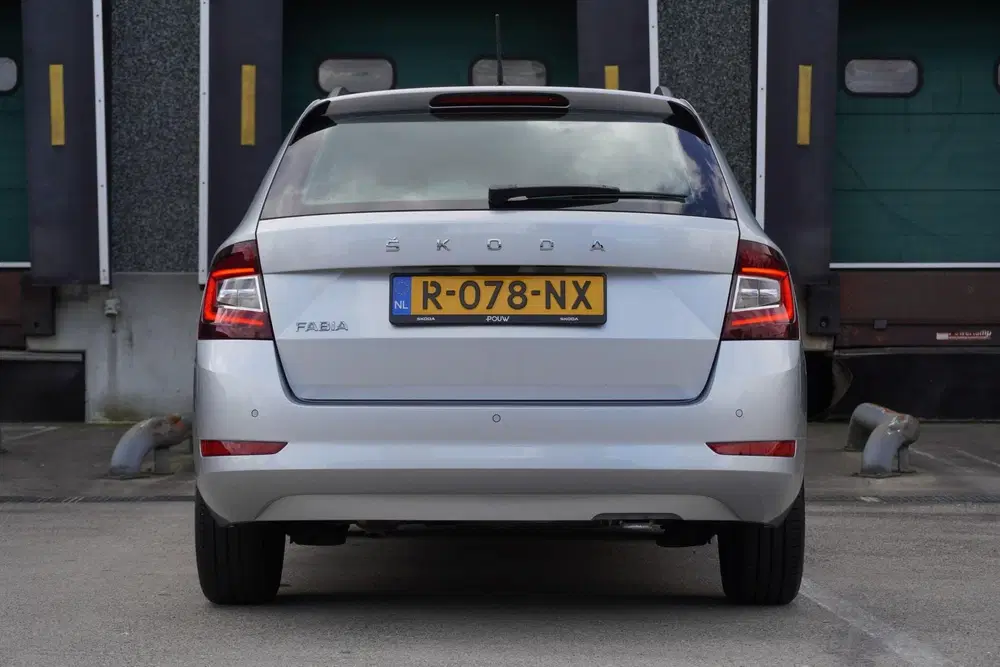Skoda Fabia 1.0 TSI 95pk Ambition uit 2022, foto 9
