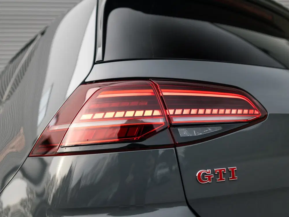 Volkswagen Golf 2.0 TSI GTI TCR Pano DCC Navi Camera Keyle uit 2019, foto 11