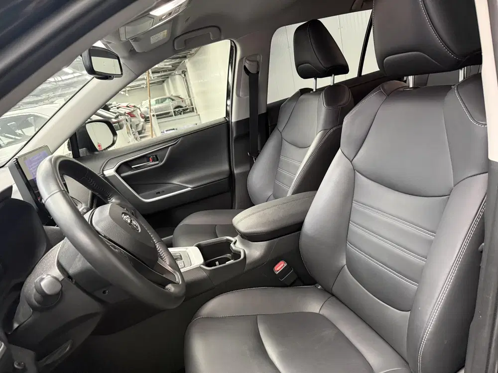 Toyota RAV 4 2.5 Hybrid Dynamic Style pakket uit 2024, foto 2