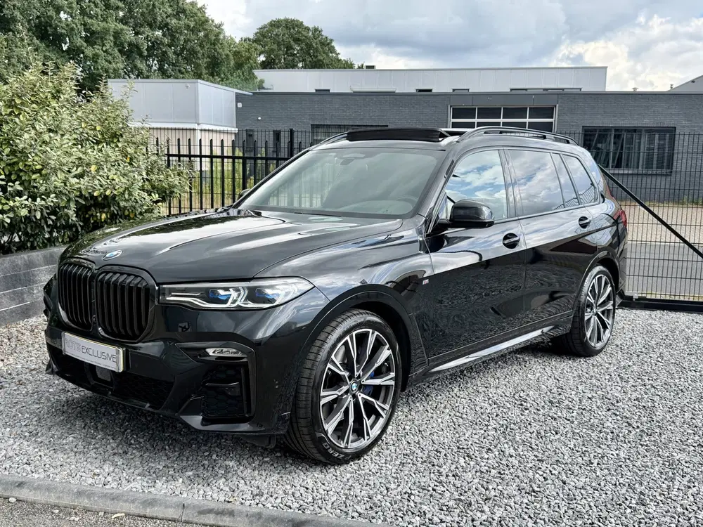 BMW X7 xDrive40i M-Pakket 7 Pers Panodak uit 2020
