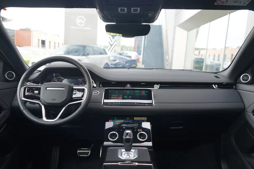 Land Rover Range Rover Evoque P300e AWD R-Dynamic SE uit 2023, foto 4