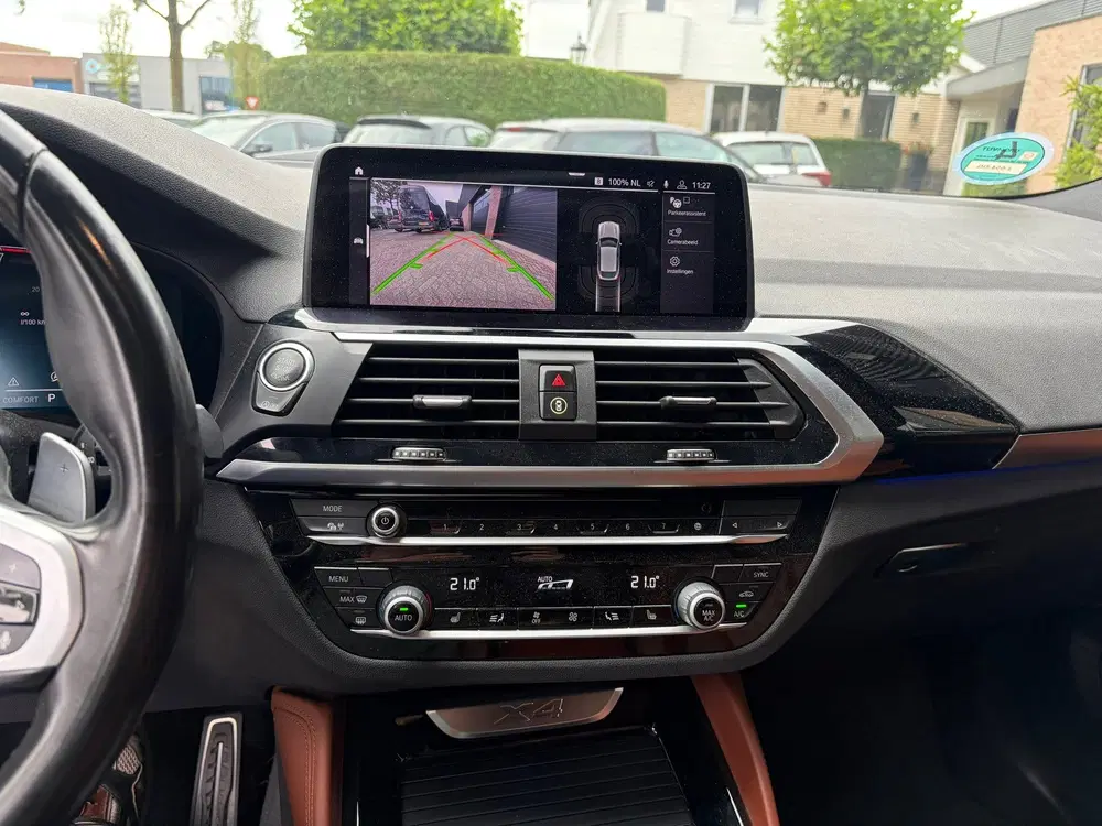 BMW X4 XDrive20i M-Pakket High Executive Edition uit 2020, foto 8
