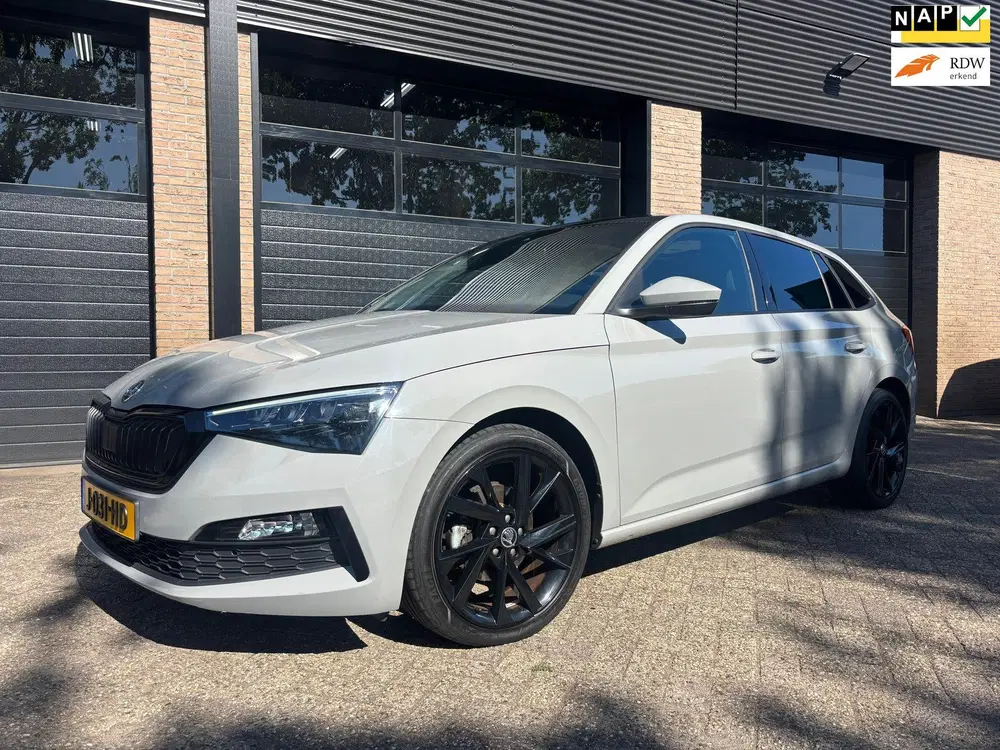 Skoda Scala 1.0 TSI Sport Business Black pack Pano Dig uit 2020