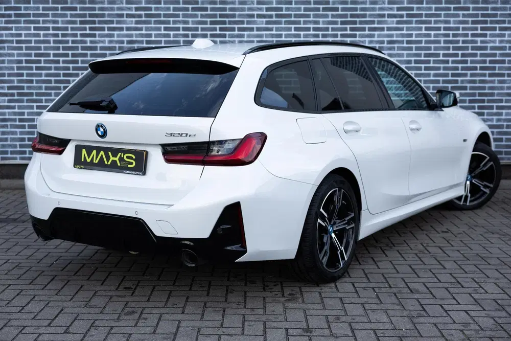 BMW 3-serie 320e uit 2022, foto 5