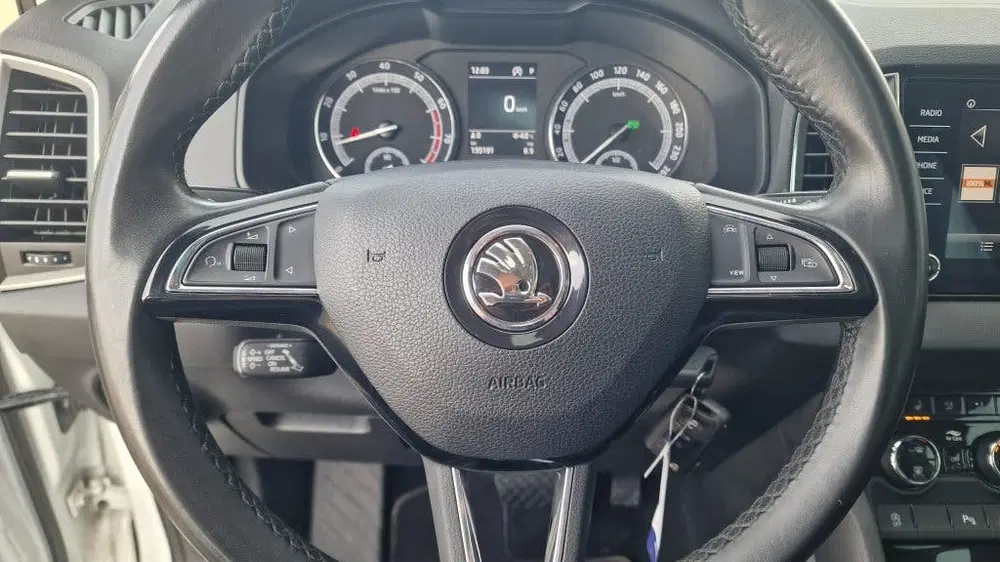Skoda Karoq 1.5 TSI ACT Ambition Business uit 2019, foto 10