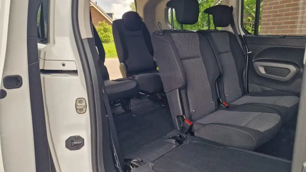 Toyota Proace City 1.2 Turbo Dynamic L2 Long uit 2021, foto 6