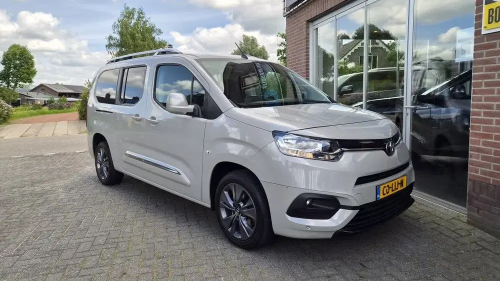 Toyota Proace City 1.2 Turbo Dynamic L2 Long uit 2021, foto 8