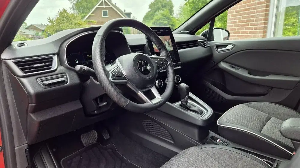 Mitsubishi Colt 1.6 HEV Instyle uit 2023, foto 9