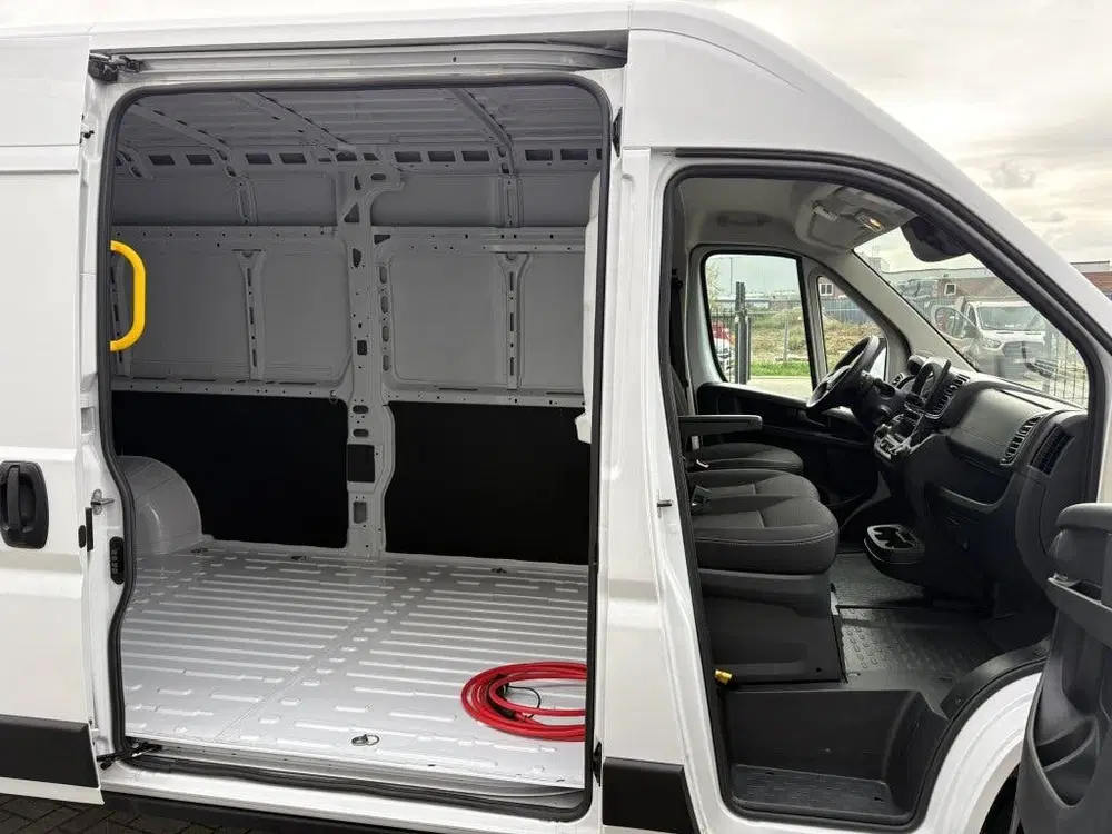 Opel Movano 3.5t L3H2 Zwaar 110 kWh uit 2025, foto 5