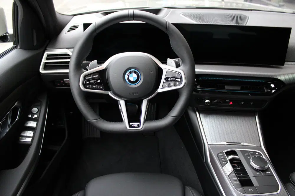 BMW 3-serie 330e M Sport Automaat uit 2026, foto 8