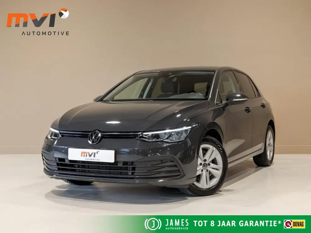 Volkswagen Golf 1.0 TSI Life uit 2024