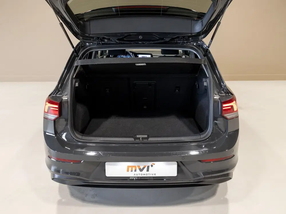Volkswagen Golf 1.0 TSI Life uit 2024, foto 13