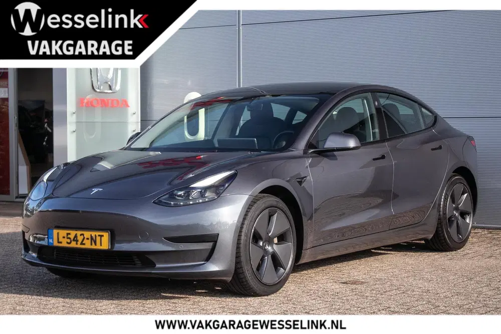 Tesla Model 3 Standard RWD Plus 60 kWh uit 2021