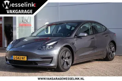 Tesla Model 3 Standard RWD Plus 60 kWh uit 2021