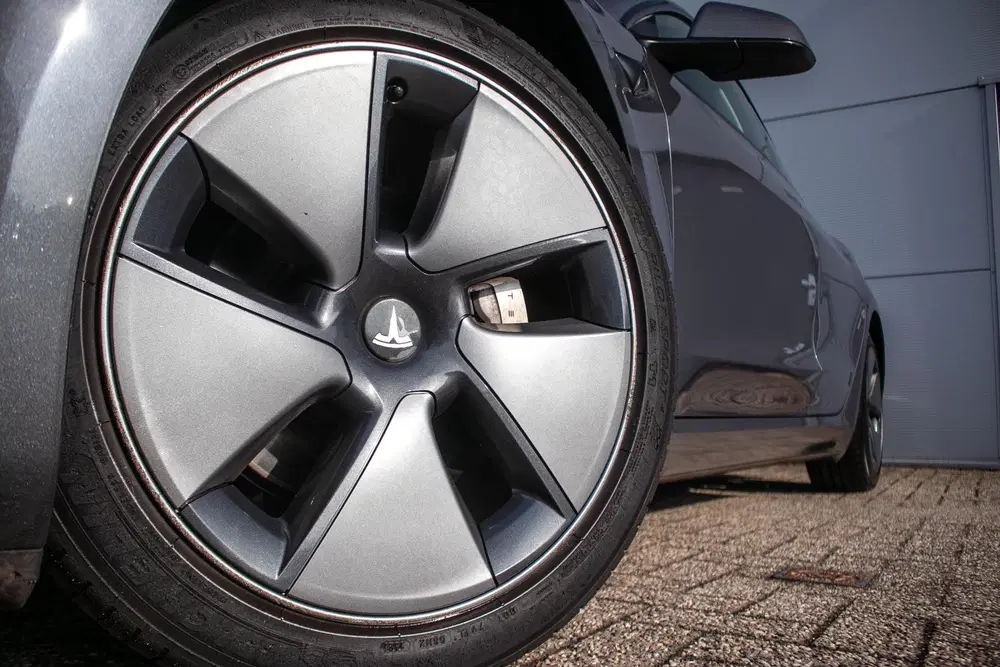 Tesla Model 3 Standard RWD Plus 60 kWh uit 2021, foto 14