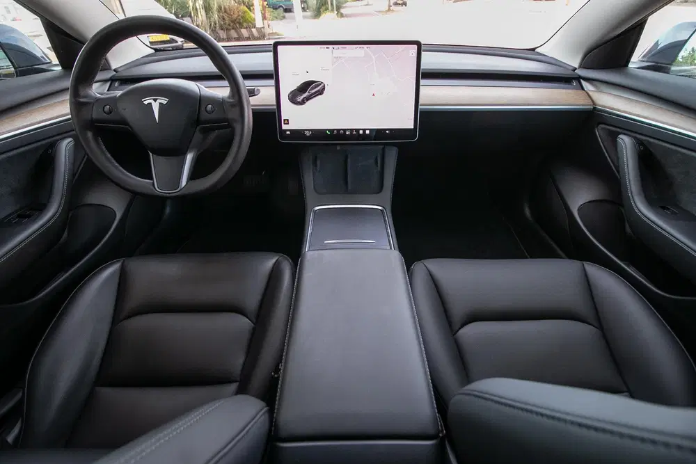 Tesla Model 3 Standard RWD Plus 60 kWh uit 2021, foto 15