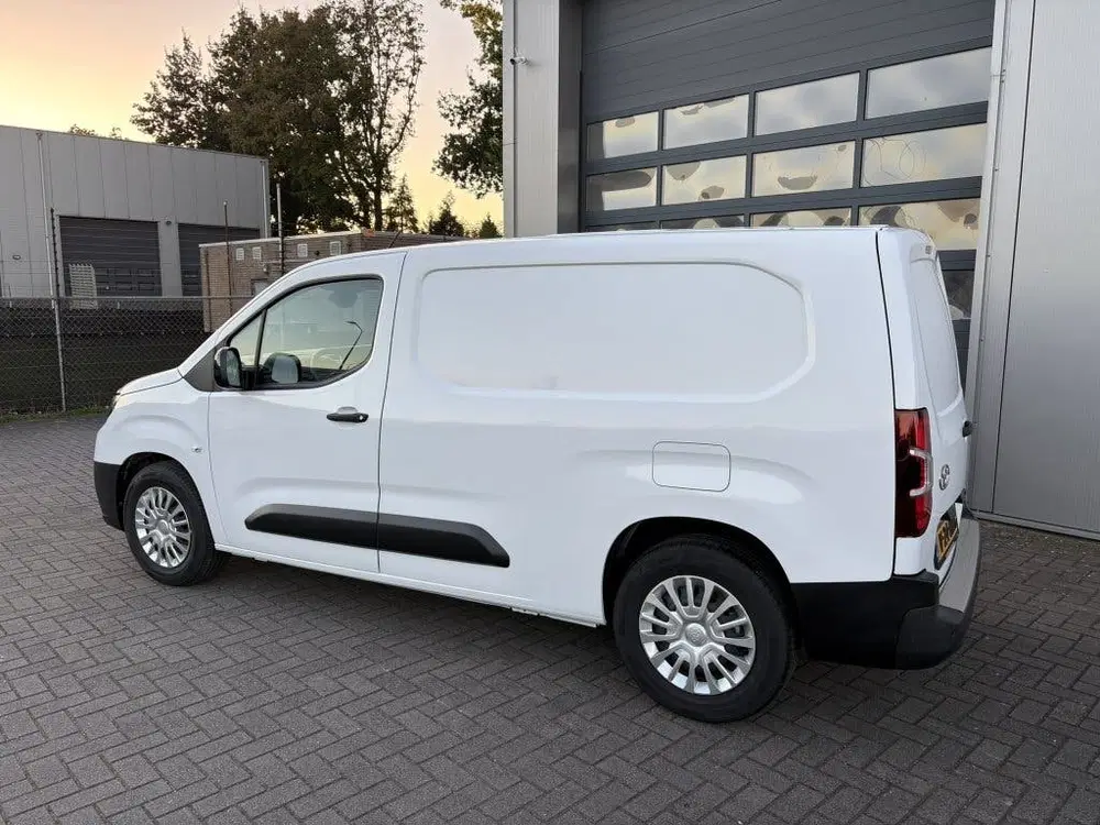 Toyota Proace City 50 kWh Long uit 2026, foto 2