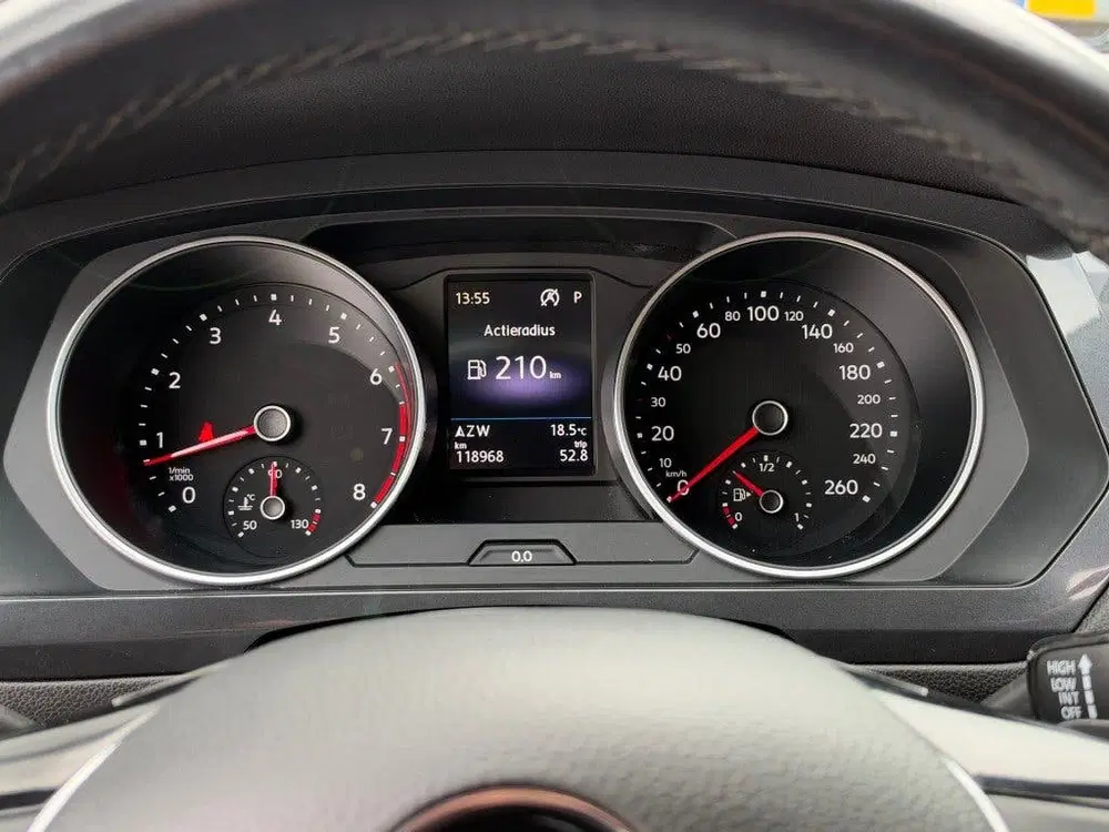Volkswagen Tiguan Allspace Allspace 1.5 TSI DSG. 7P. Trekhaa uit 2019, foto 10