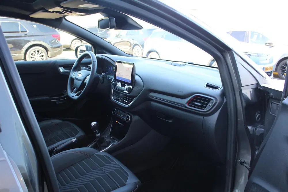 Ford Puma 1.0 EcoBoost Hybrid ST-Line X uit 2022, foto 13