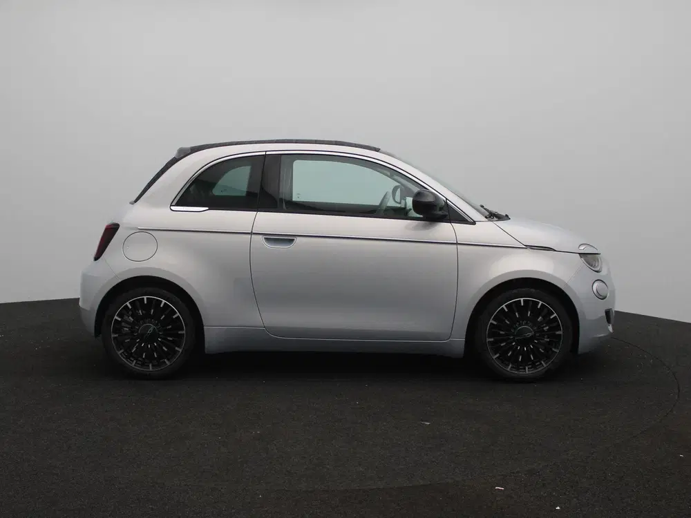 Fiat 500C 1.0 Hybrid La Prima uit 2026, foto 6