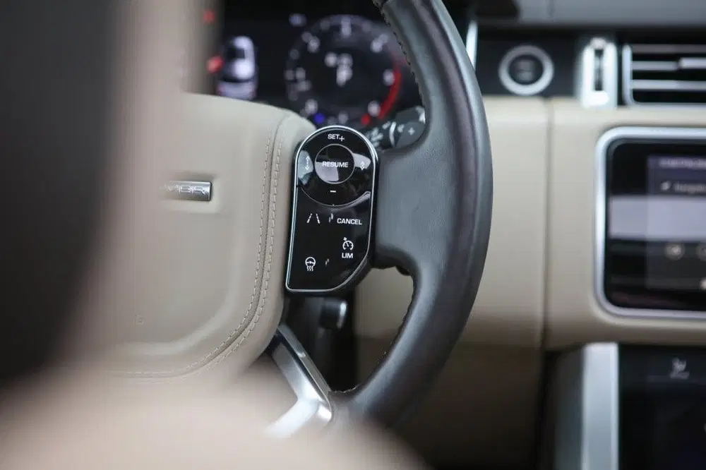 Land Rover Range Rover 3.0 D300 Vogue uit 2021, foto 11
