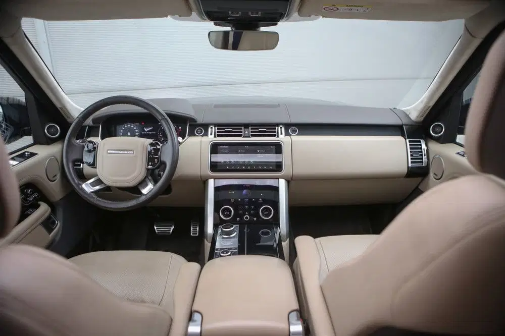 Land Rover Range Rover 3.0 D300 Vogue uit 2021, foto 9