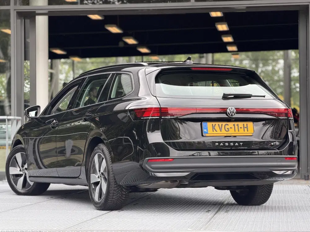 Volkswagen Passat 1.5 eTSI Automaat 150PK uit 2025, foto 6
