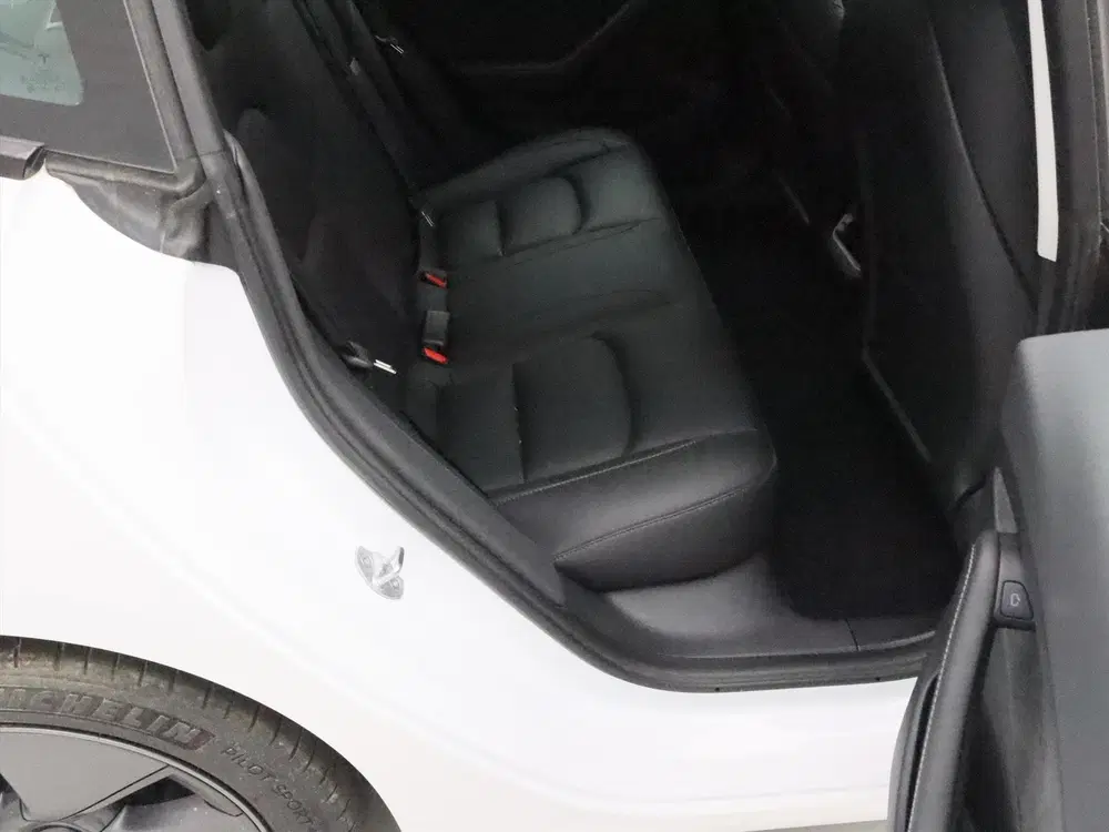 Tesla Model 3 Standard RWD Plus 96.4% SoH UPGRADE [ ENHA uit 2023, foto 14