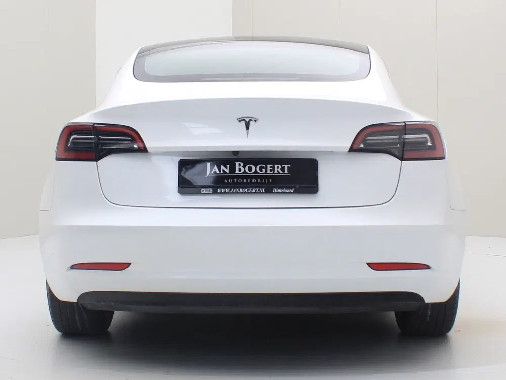 Tesla Model 3 Standard RWD Plus 96.4% SoH UPGRADE [ ENHA uit 2023, foto 6