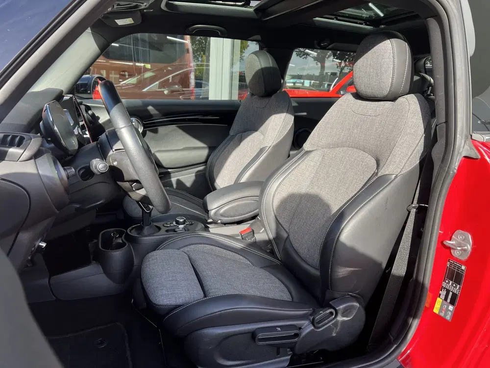 Mini Electric MINI Yours 33 kWh uit 2021, foto 12