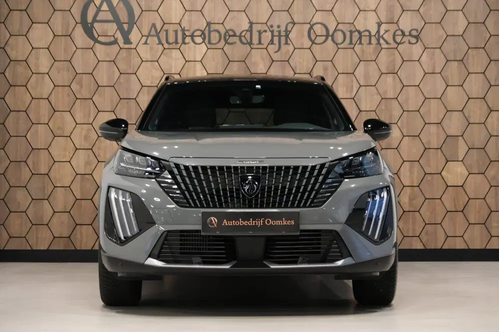 Peugeot 2008 1.2 PureTech 130 GT uit 2023, foto 3