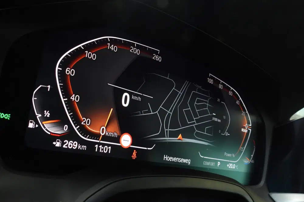 BMW 3-serie 318i High Executive Automaat uit 2021, foto 12