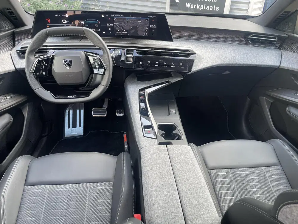 Peugeot 5008 1.2 Hybrid 145 GT 7p uit 2025, foto 12